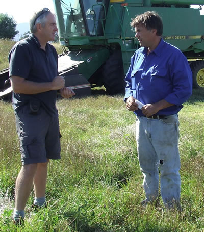 TIAR Research Agronomist TIAR Research Agronomist, Eric Hall (left) and Humberston McKenzie (right)